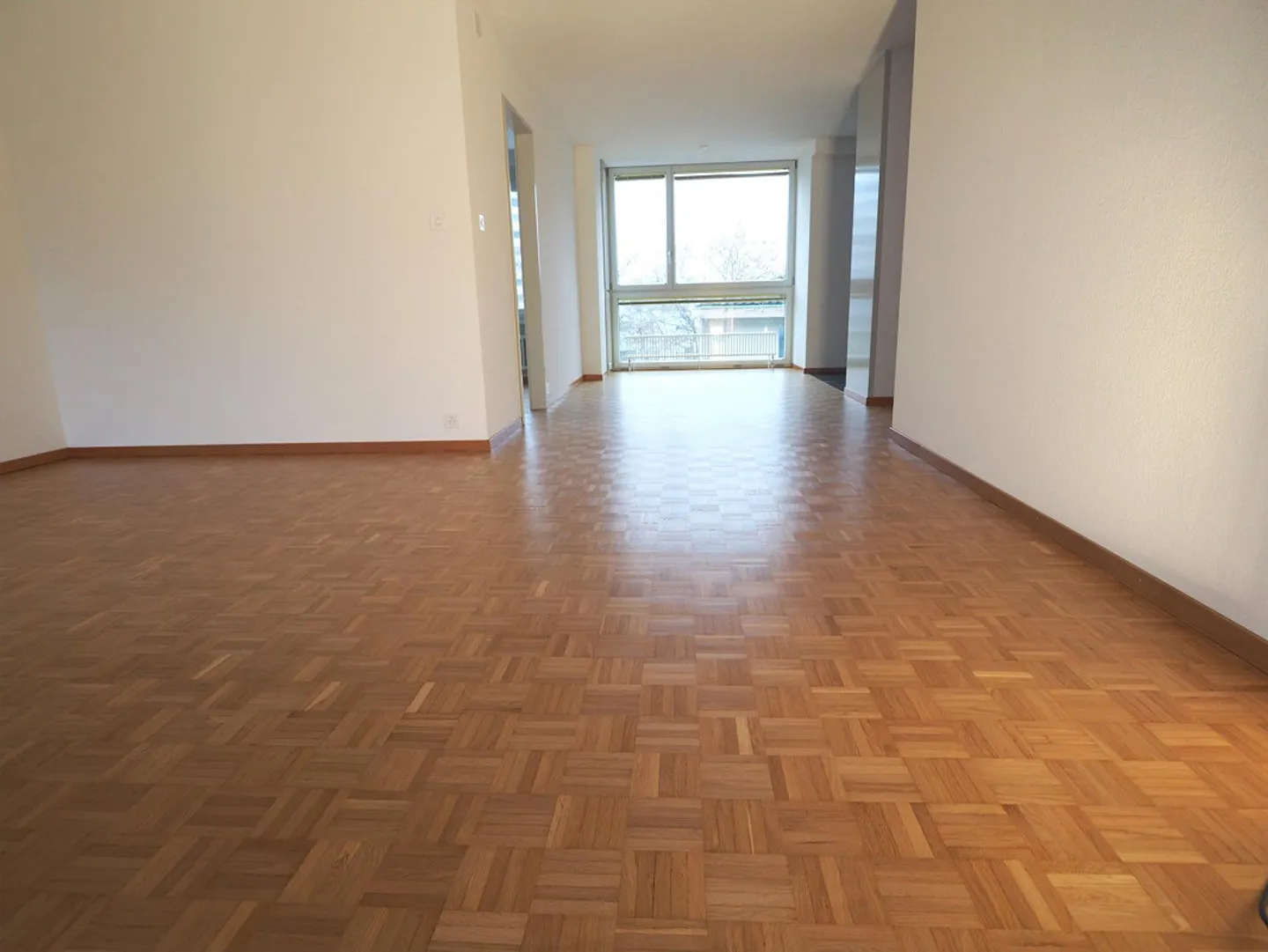 Spacious apartment near Schönbühlcenter - Photo 5 of 9