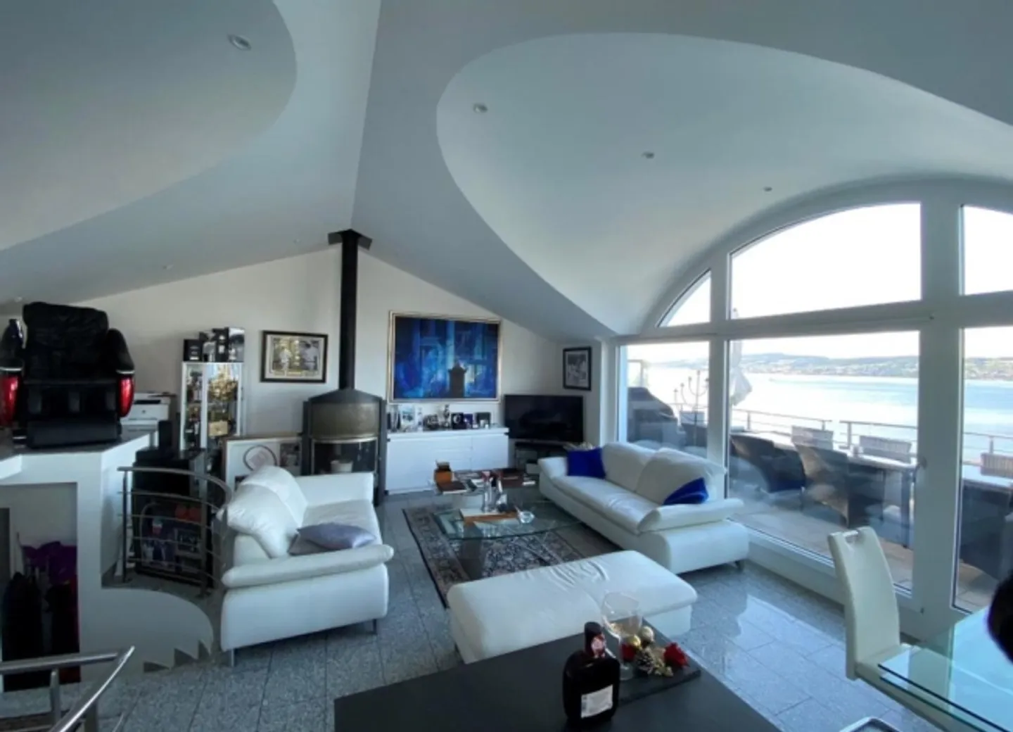 «ARREDATO, TEMPORANEO: Appartamento duplex 3.5 locali con vista panoramica» - Foto 2 di 10