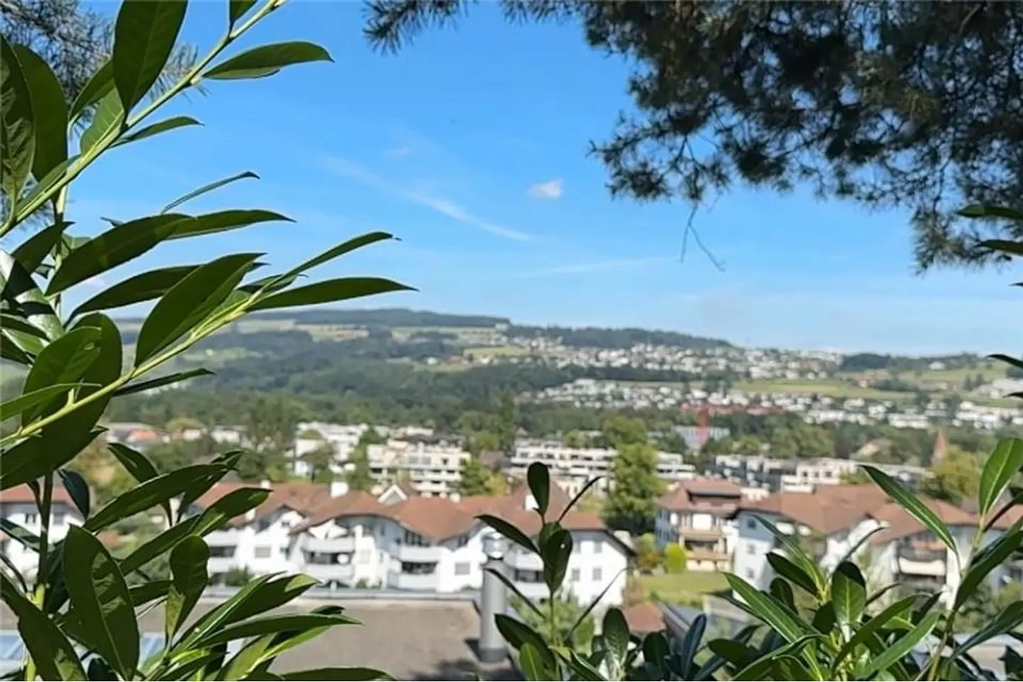 Terrain à bâtir dans un emplacement calme avec vue dégagée - Photo 1 sur 1