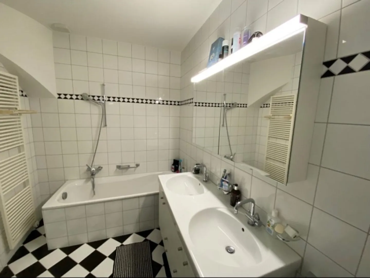 «ARREDATO, TEMPORANEO: Appartamento duplex 3.5 locali con vista panoramica» - Foto 6 di 10