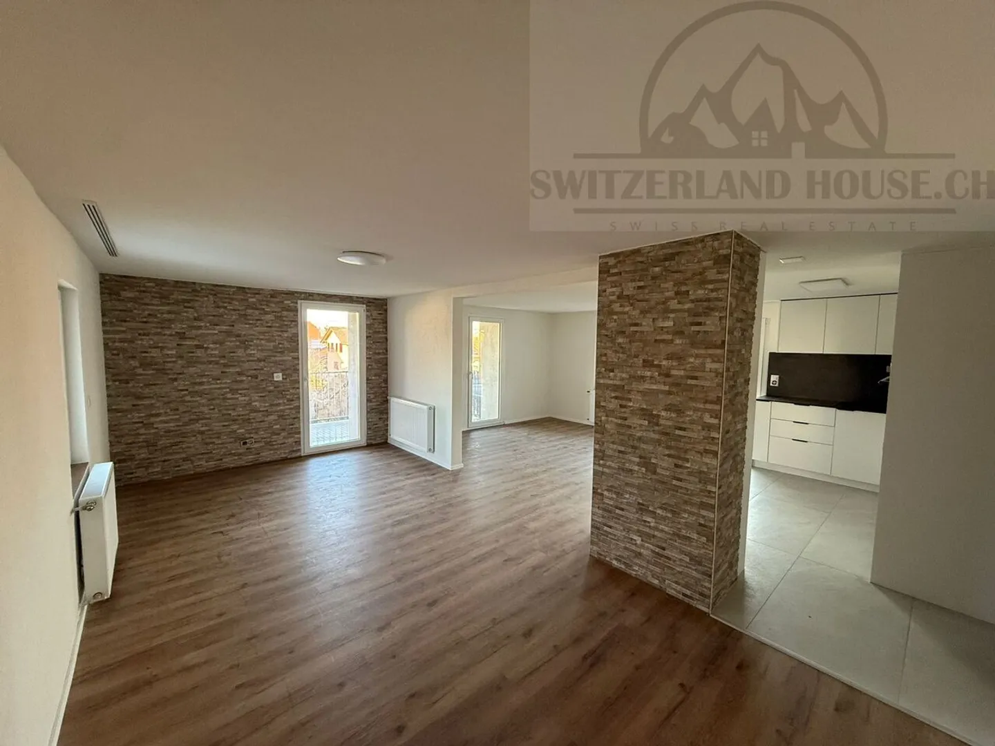 Charmant appartement 3.5 pcs - Photo 1 sur 12