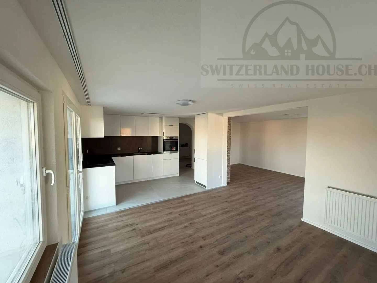 Charmant appartement 3.5 pcs - Photo 6 sur 12