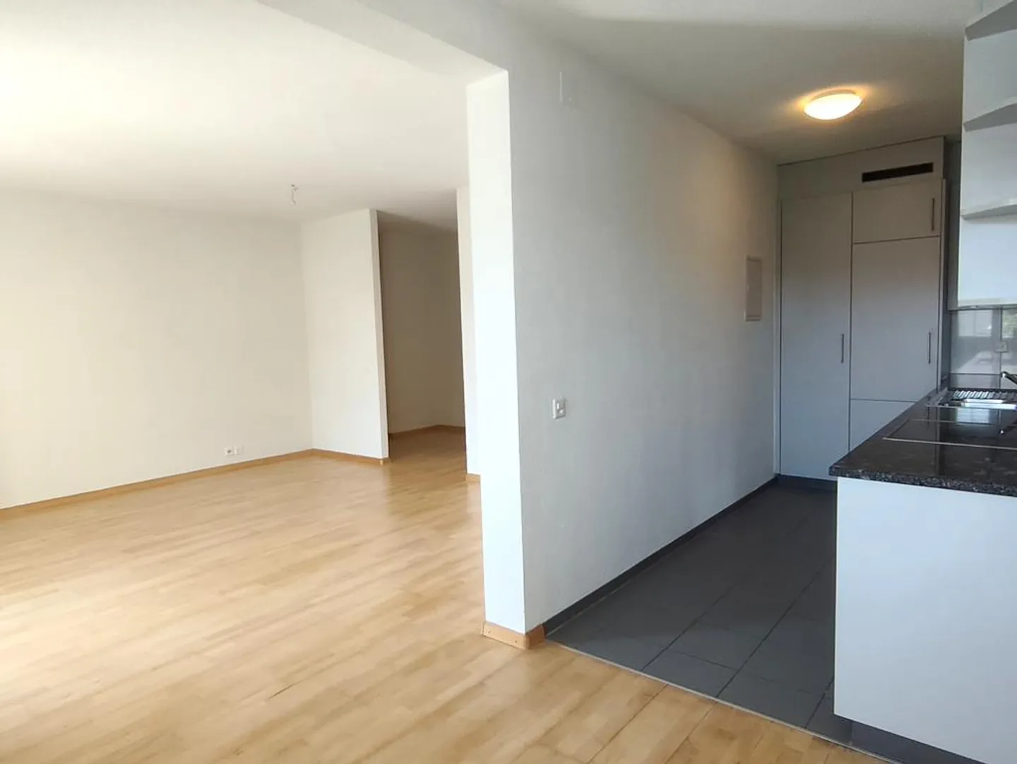 2.5 Room Apartment - Photo 5 of 7