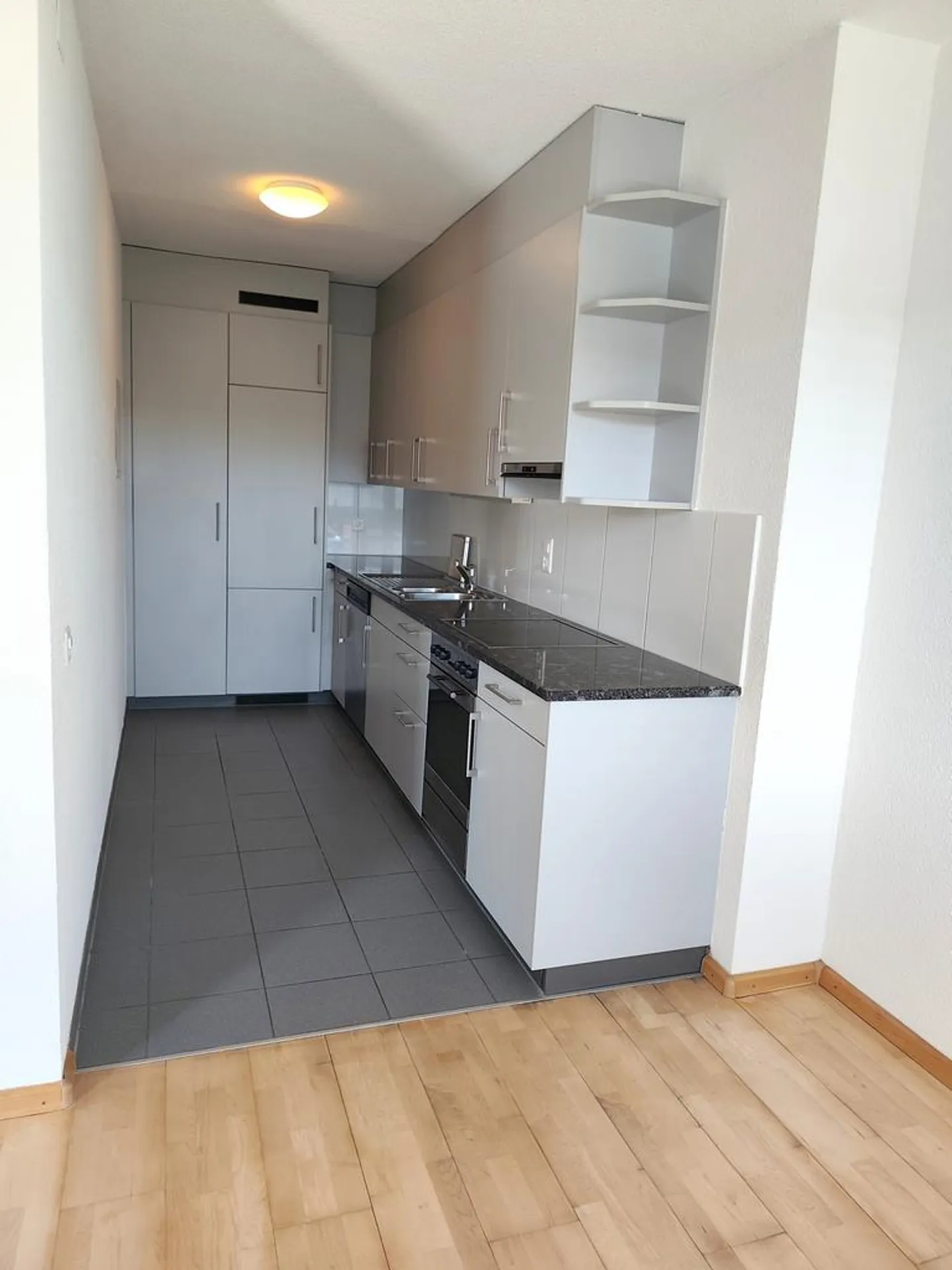 2.5 Room Apartment - Photo 6 of 7