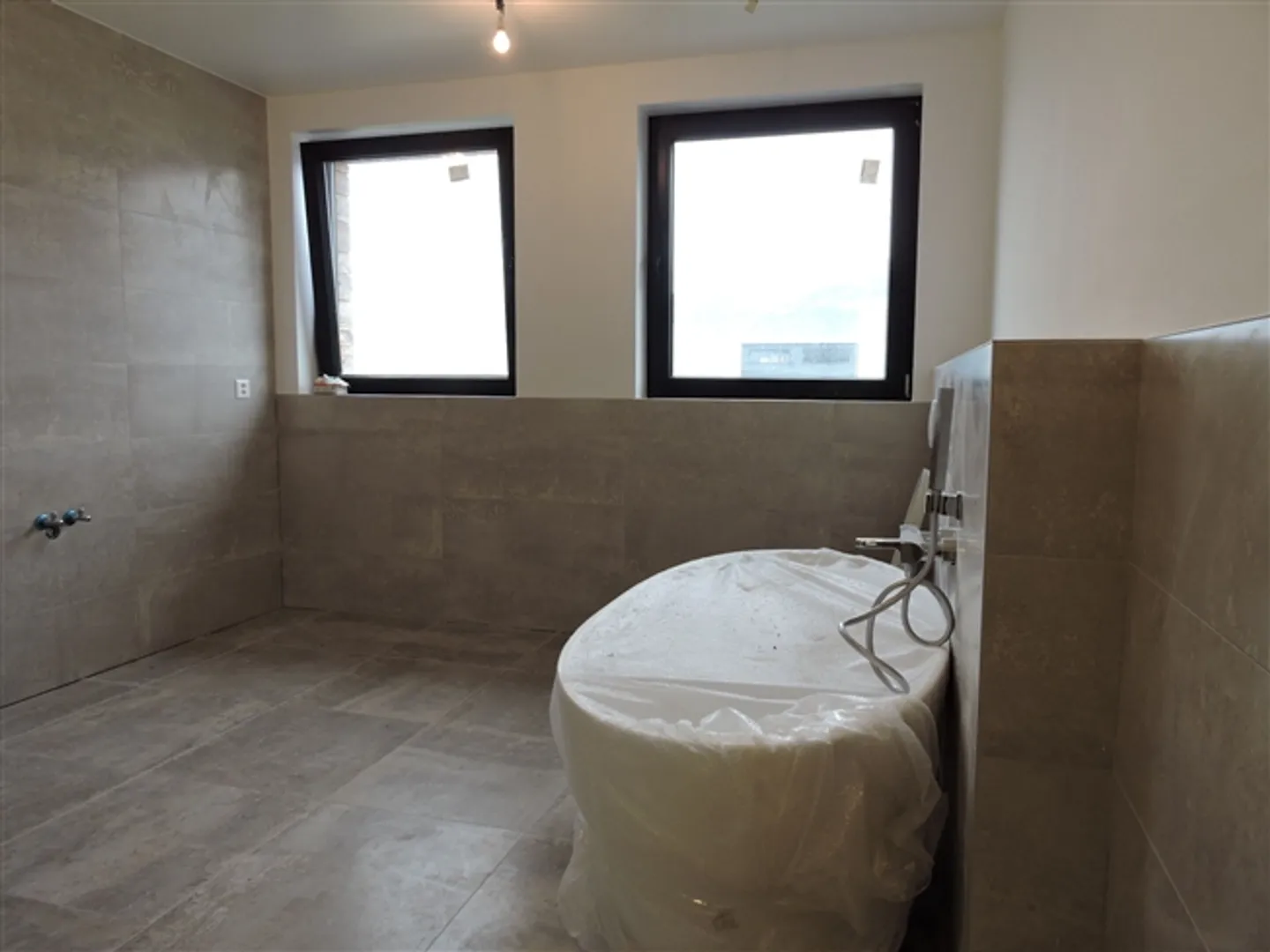 «A pochi minuti dal centro di Bouveret.» - Foto 5 di 7