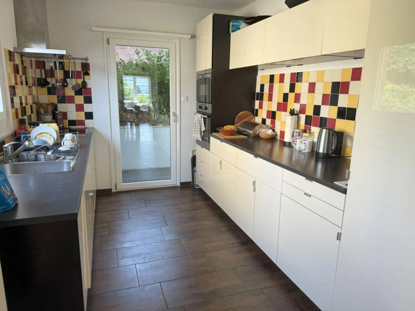 Casa unifamiliare di 9 stanze vicino al centro di Thun - Foto 7 di 15