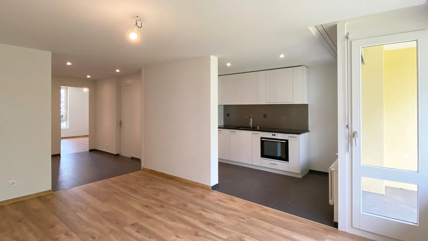 Casa plurifamiliare ristrutturata con sette appartamenti - Foto 14 di 25