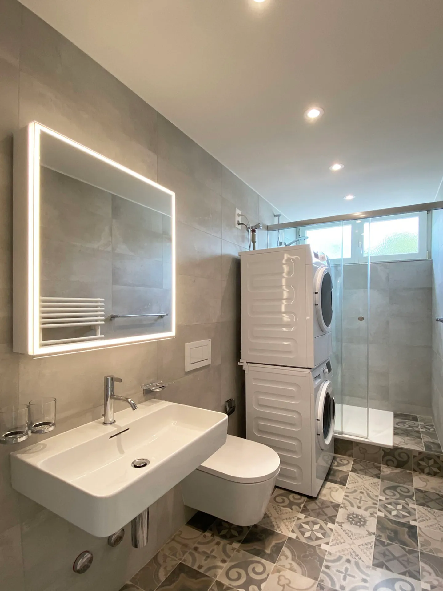 Casa plurifamiliare ristrutturata con sette appartamenti - Foto 23 di 25