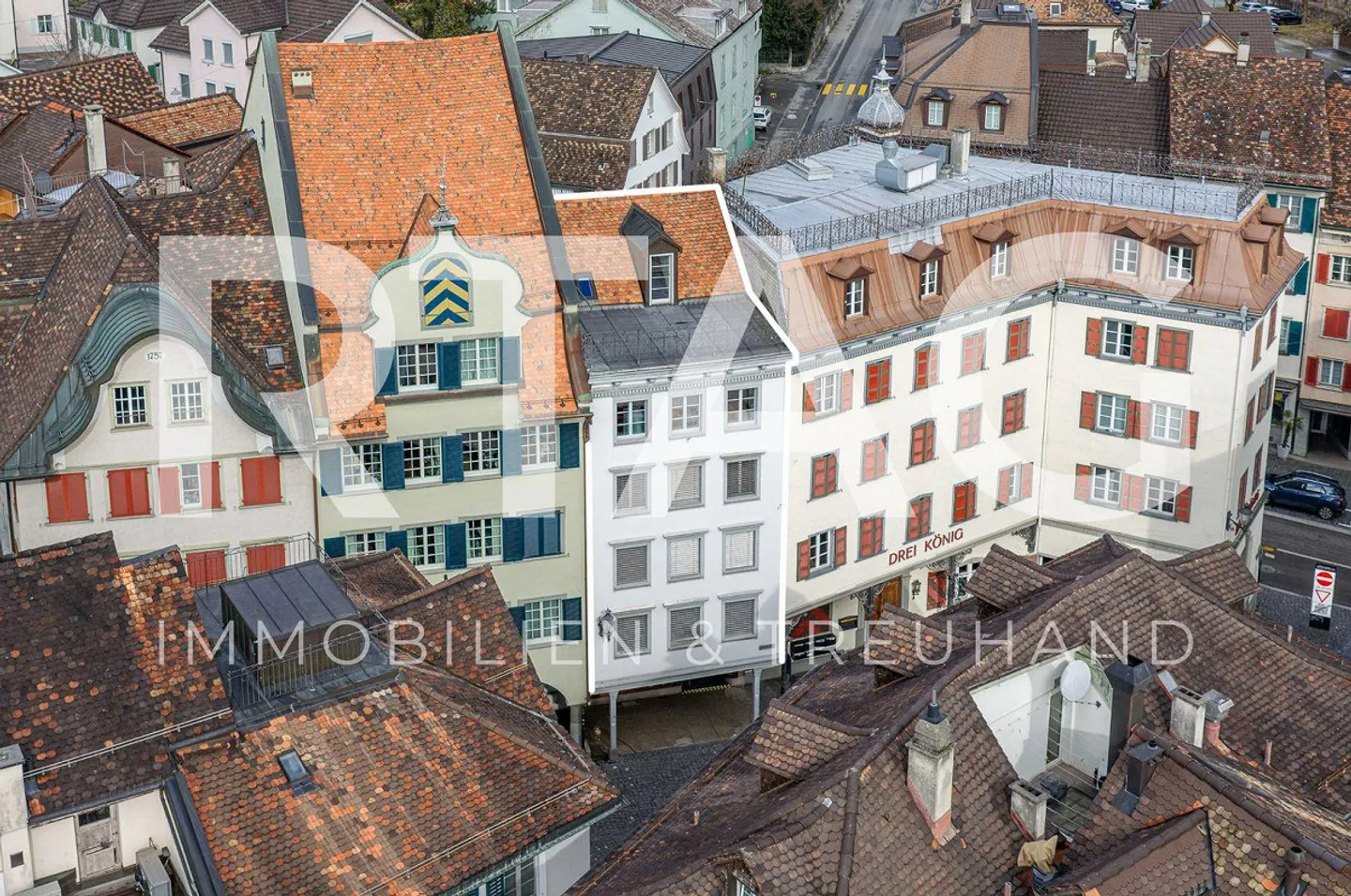 Immeuble résidentiel et commercial - Photo 1 sur 13