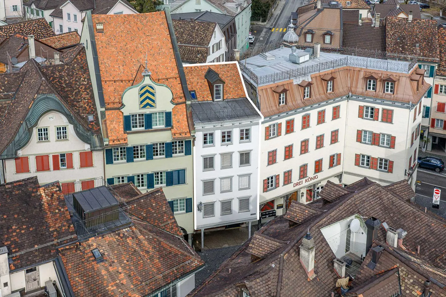 Immeuble résidentiel et commercial - Photo 2 sur 13