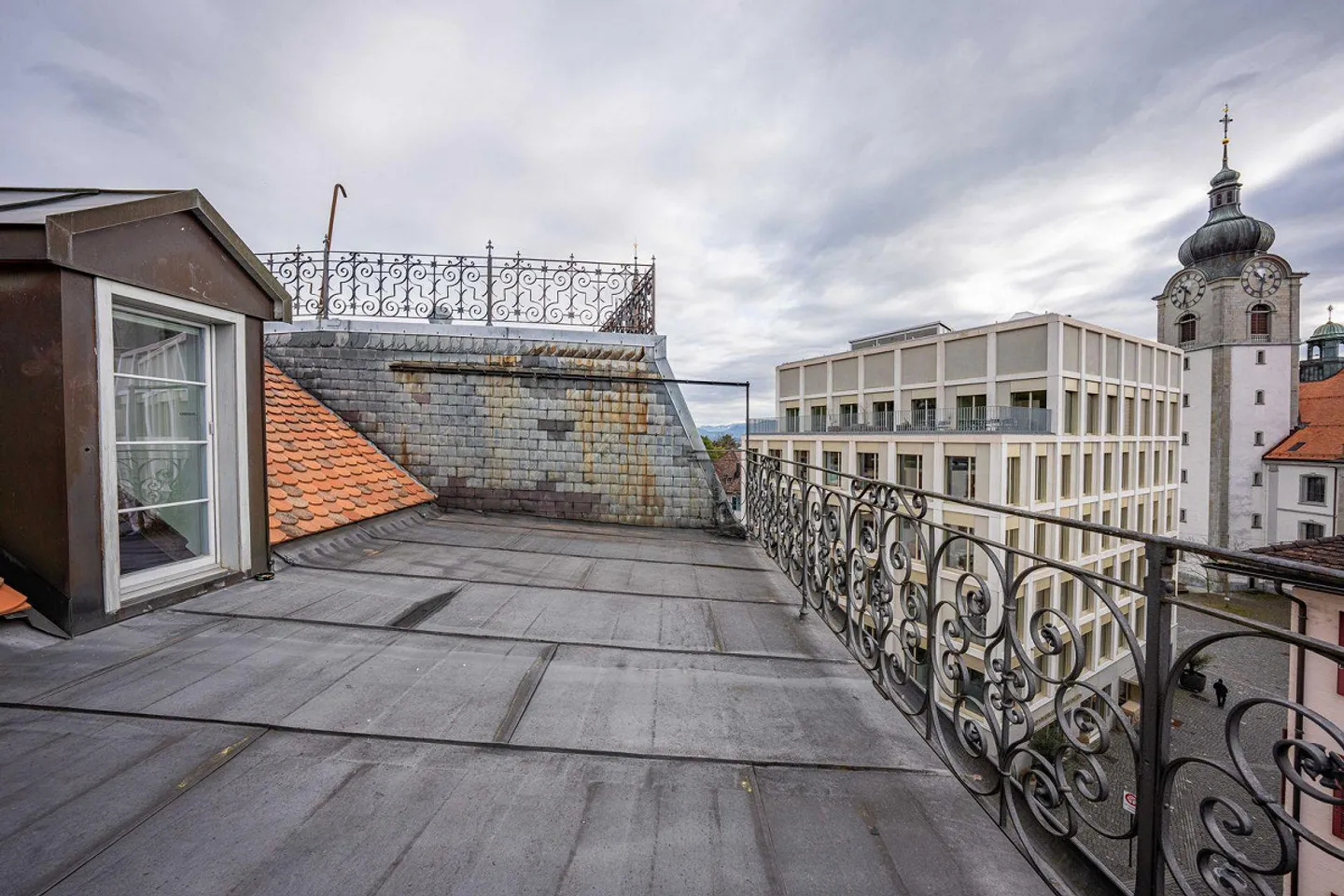 Immeuble résidentiel et commercial - Photo 4 sur 13