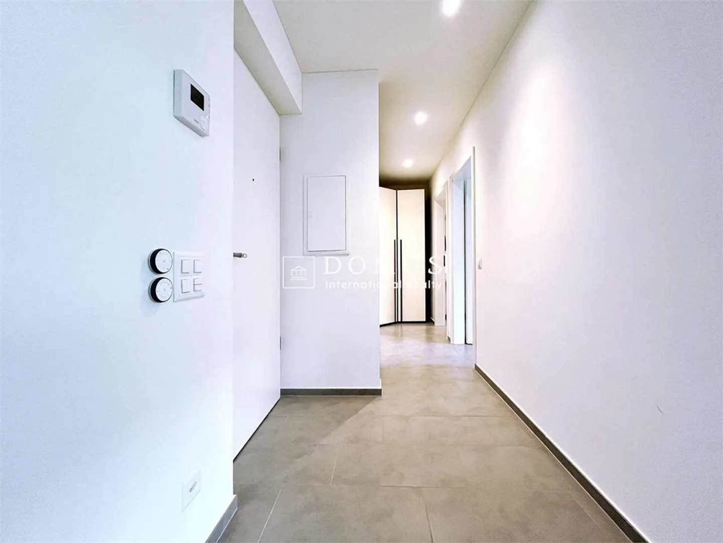2,5-Zimmer-Wohnung auch Büro oder Einkommen - Foto 1 von 8