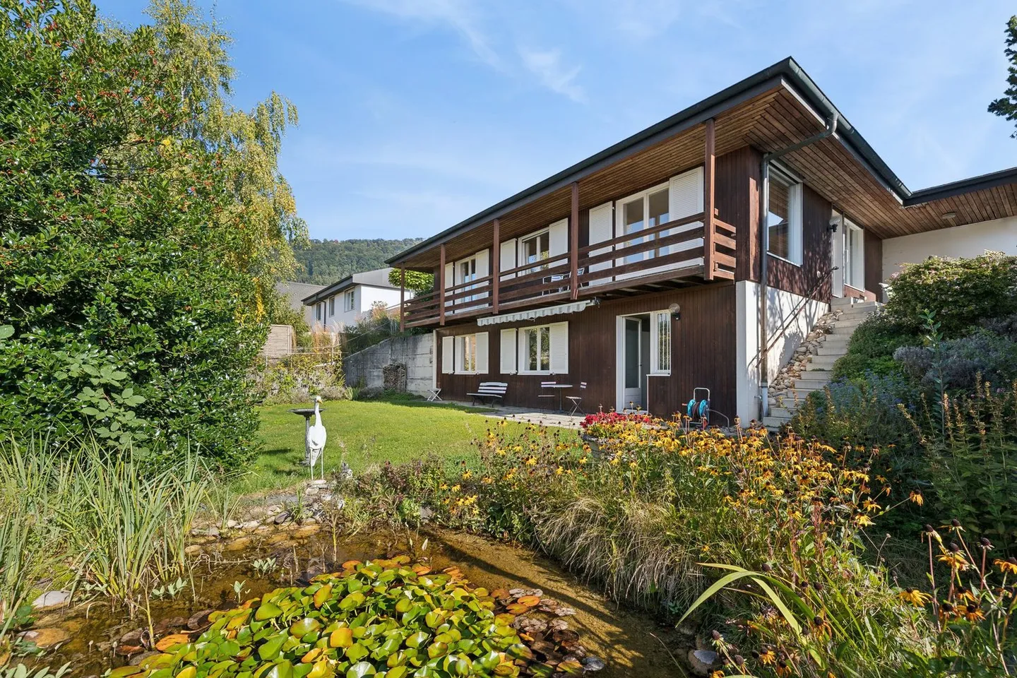 Charmantes Einfamilienhaus mit Alpensicht an erhöhter Lage - Foto 1 von 8