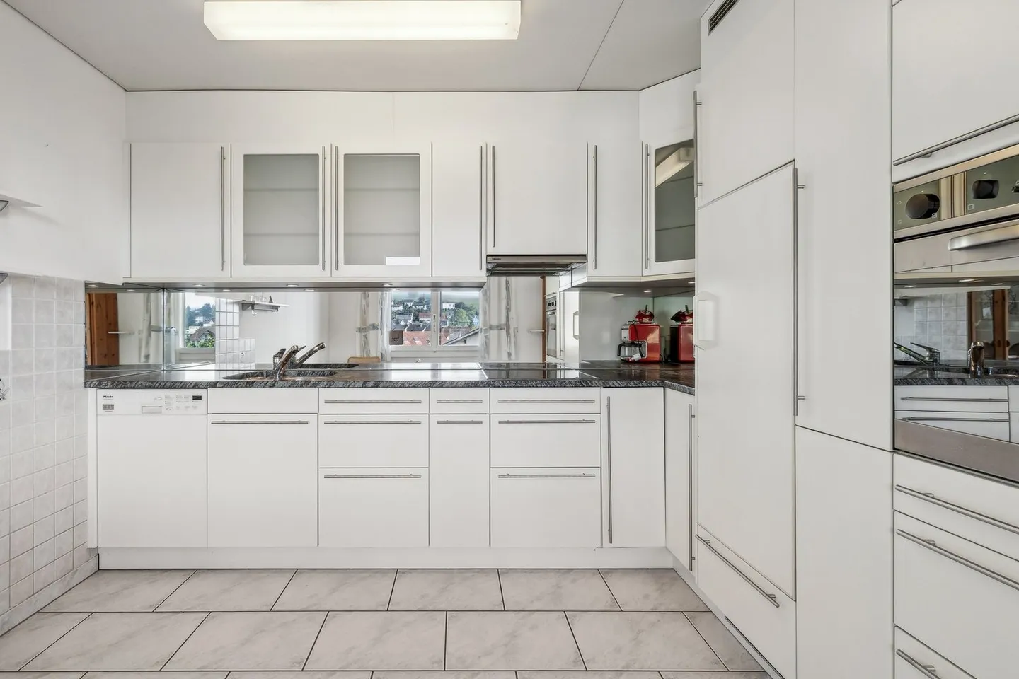 Charmantes Einfamilienhaus mit Alpensicht an erhöhter Lage - Foto 3 von 8