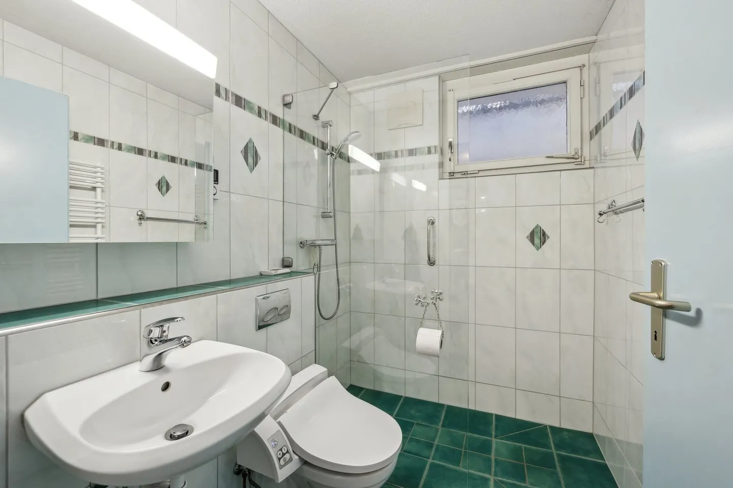 Charmantes Einfamilienhaus mit Alpensicht an erhöhter Lage - Foto 5 von 8