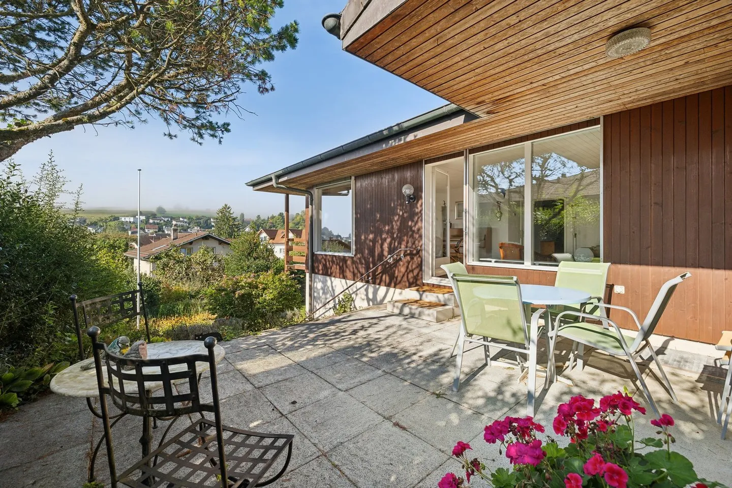 Charmantes Einfamilienhaus mit Alpensicht an erhöhter Lage - Foto 6 von 8