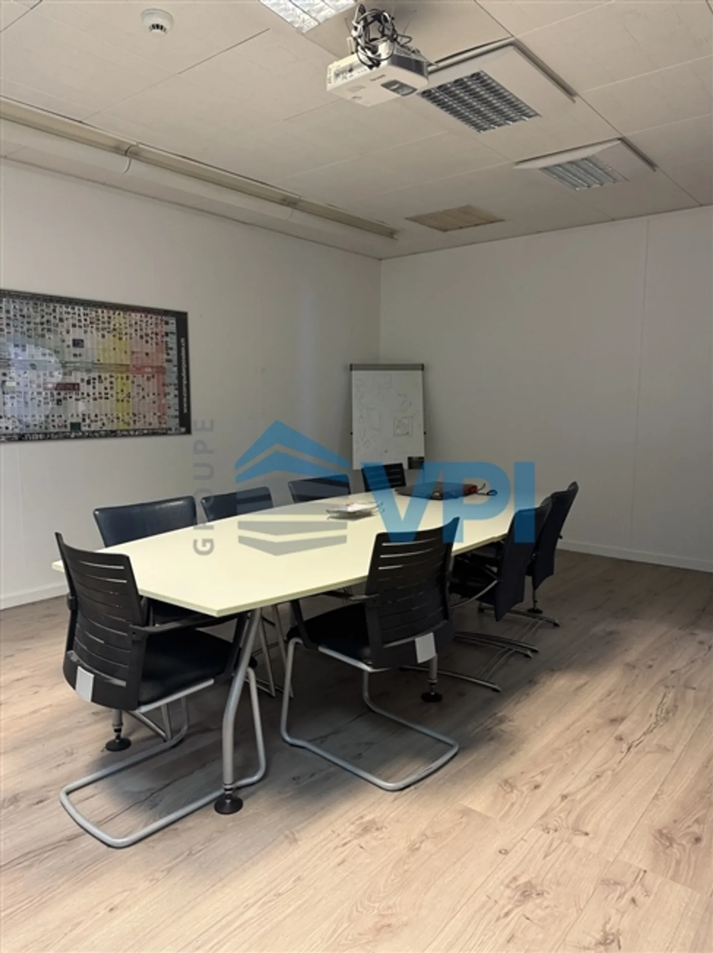 205 m² Office Space in Satigny - Photo 1 of 10