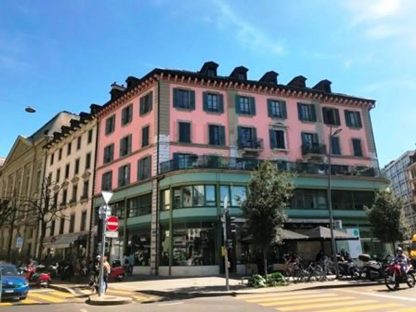 Superbo alloggio a Plainpalais - Foto 1 di 8