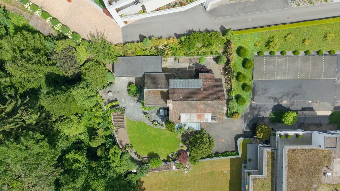 Maison résidentielle avec potentiel et vue sur le lac - Photo 9 sur 12