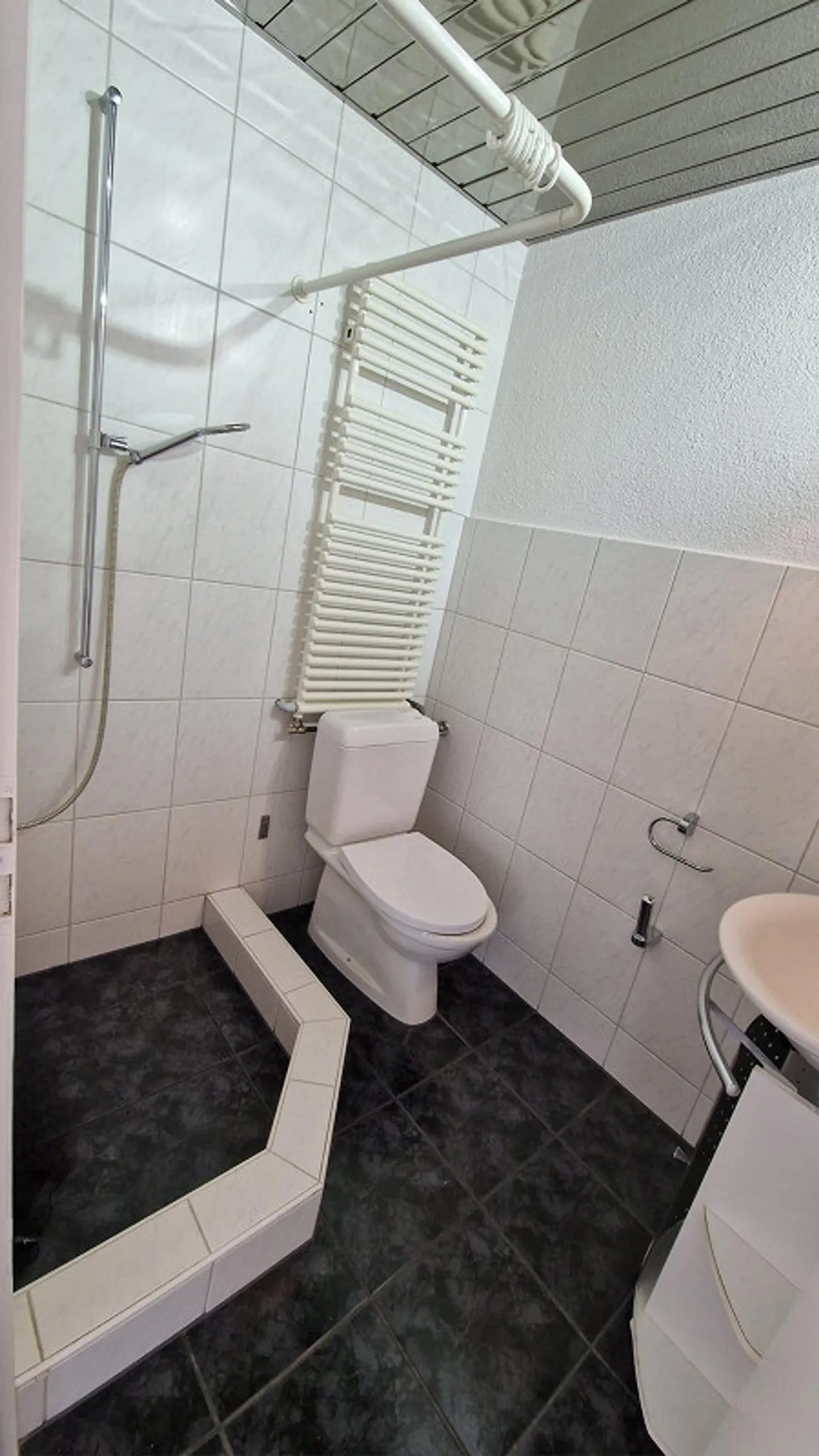 4.5-Zimmer-Gartenwohnung in Engelberg – ab sofort verfügbar - Foto 10 di 15