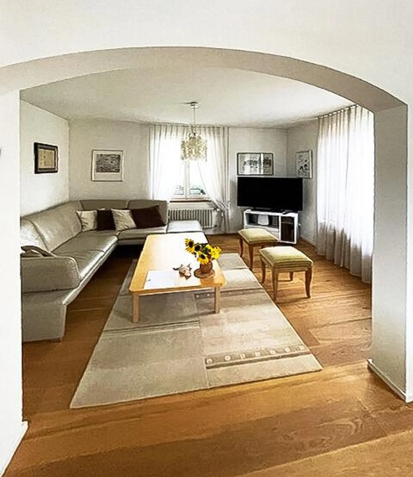 Detached single-family house with old building flair and charm - Photo 4 of 14