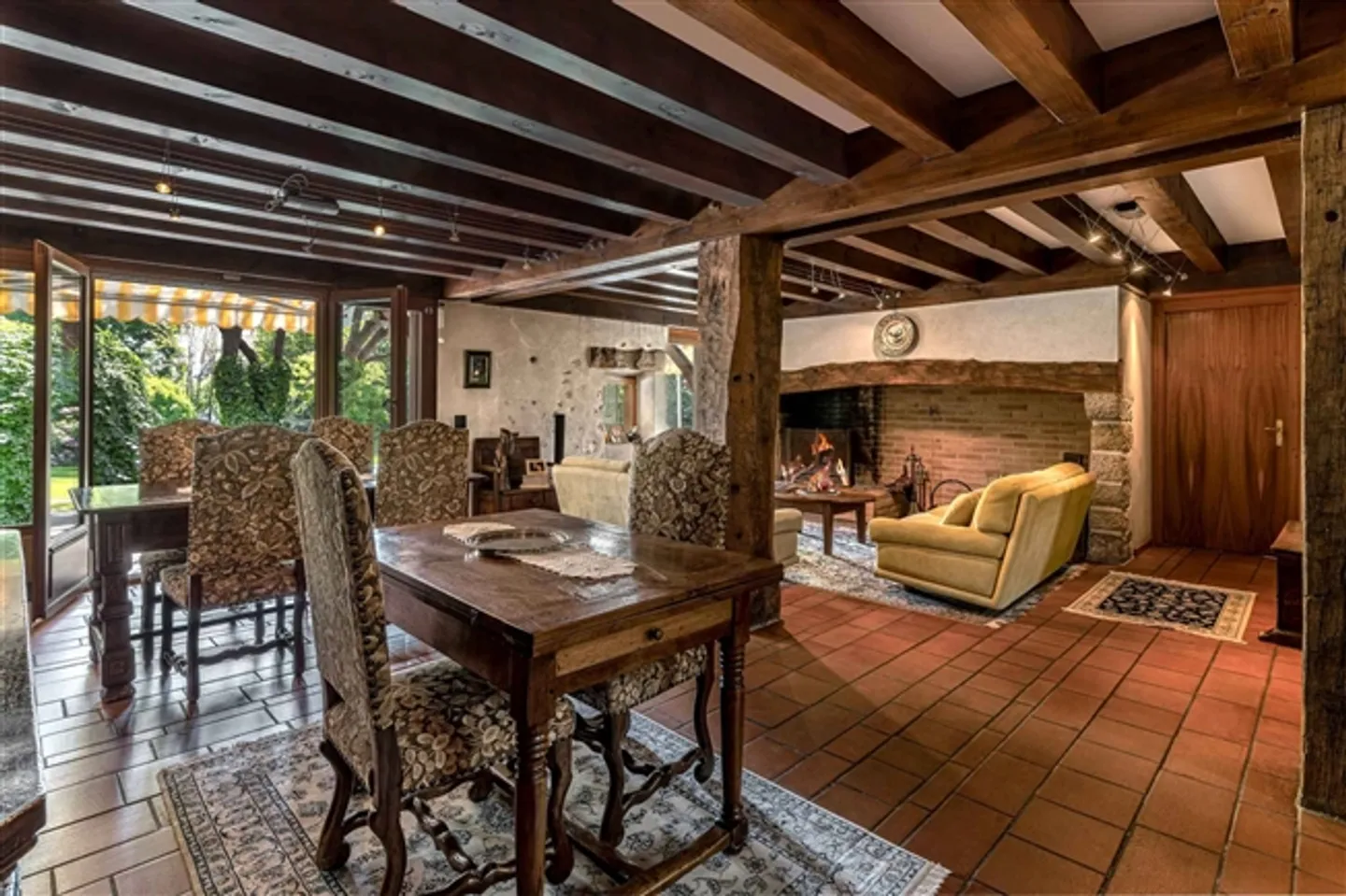 Charming farmhouse in a green environment - Photo 8 of 13