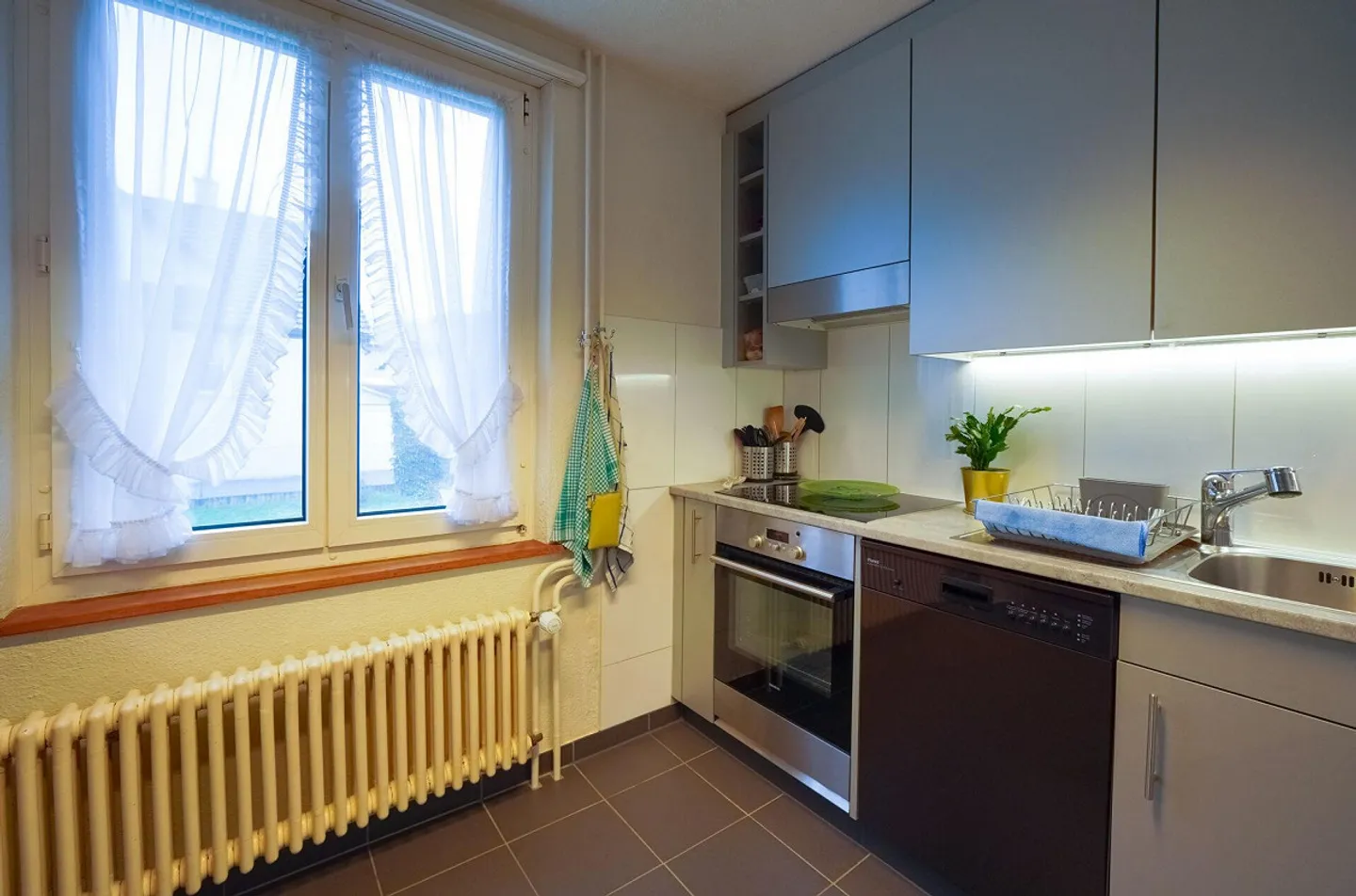 Detached single-family house with old building flair and charm - Photo 5 of 14