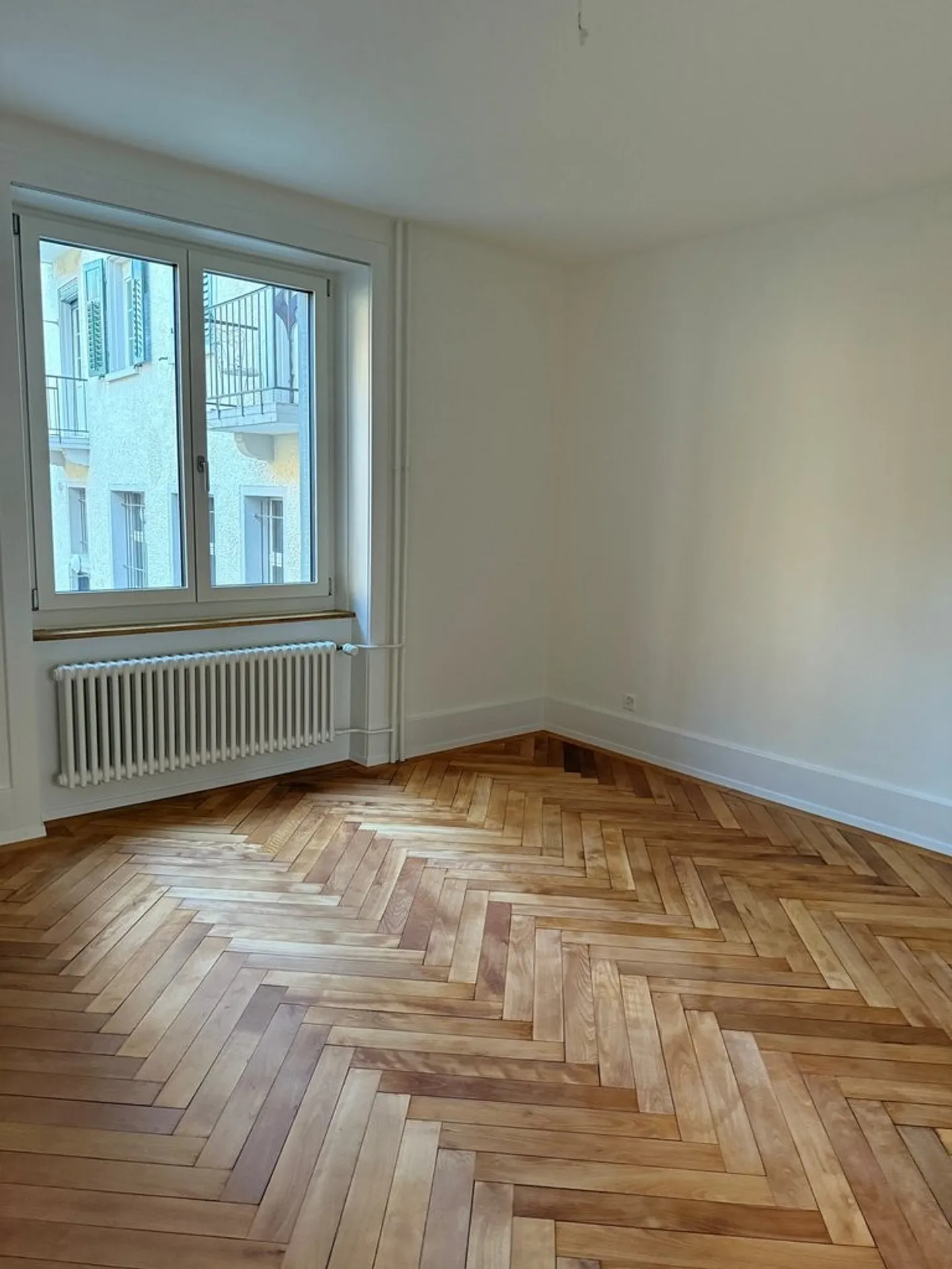 Frisch sanierte 4-Zimmerwohnung in Zürich Wiedikon zu vermieten - Foto 6 von 10