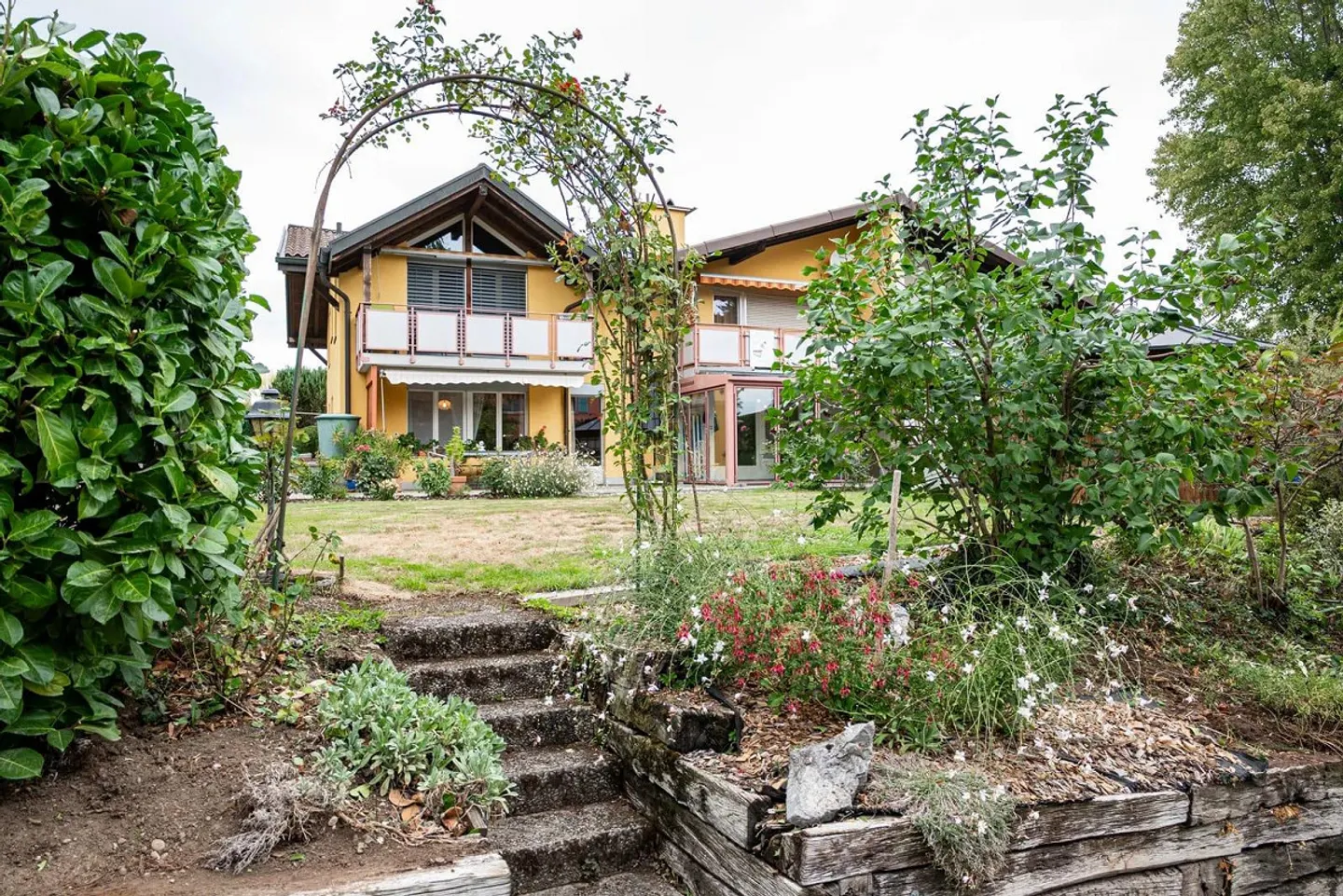 Casa plurifamiliare con 3 unità e giardino a Kirchdorf in vendita - Foto 8 di 13