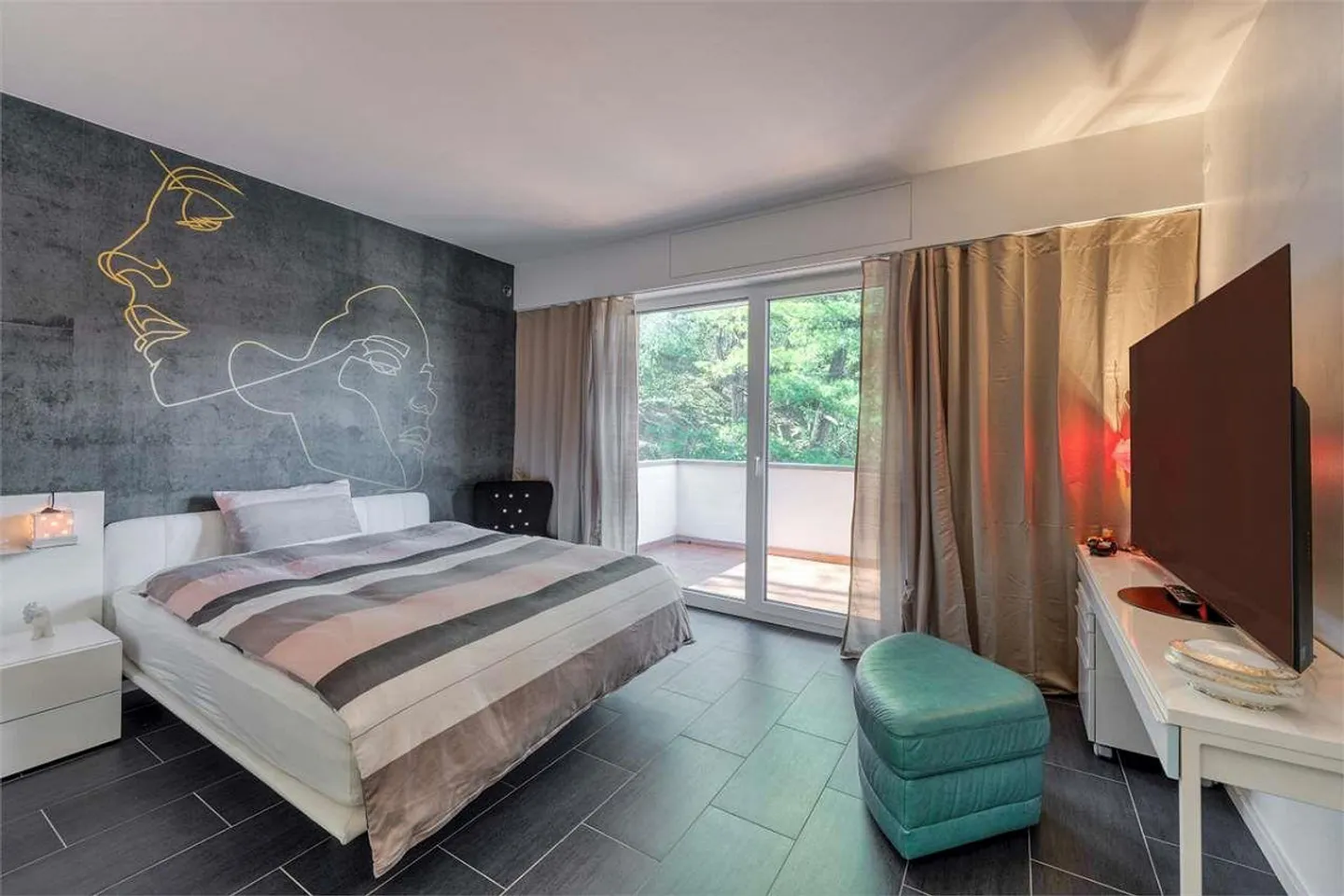 Penthouse lumineux avec 4 chambres et vue sur le lac à Paradiso - Photo 9 sur 12