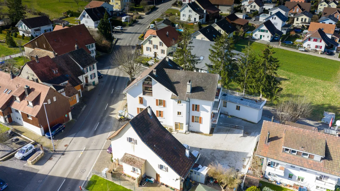 Charmante appartement 3.5 pièces dans un endroit calme à Hofstetten-Flüh - Photo 6 sur 6