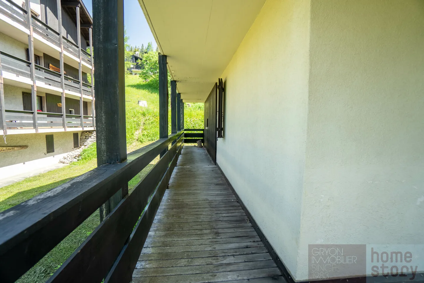 Charming Mountain Apartment - Photo 11 of 12