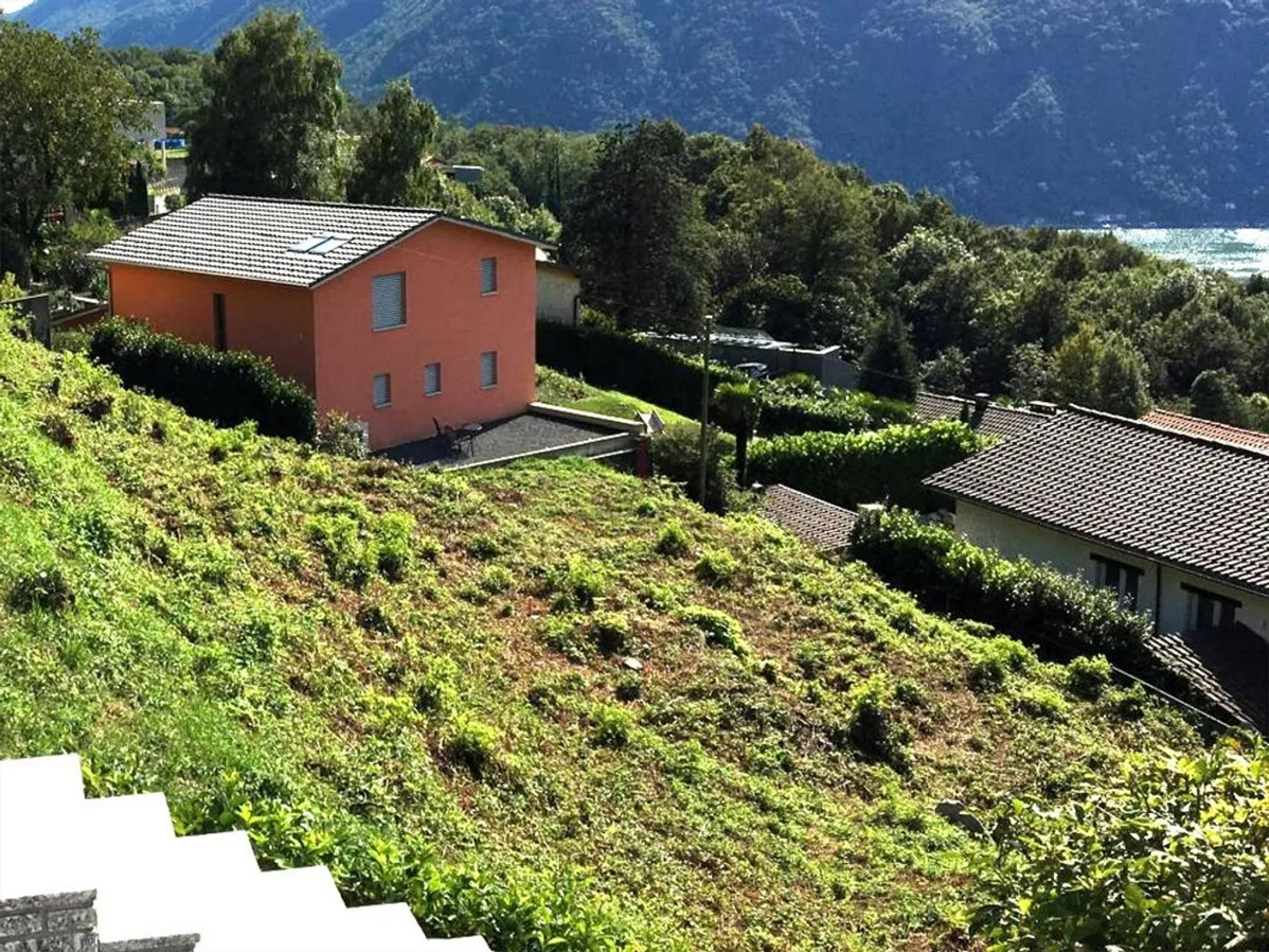 BAUEN SIE IHR HAUS MIT SEEBLICK - Foto 4 von 9