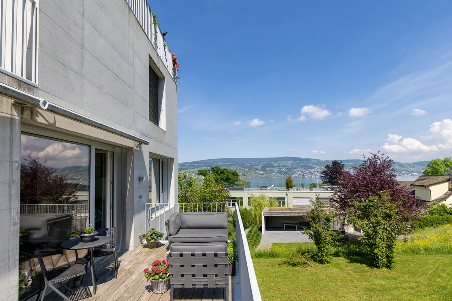 Horgen: Appartamento con vista panoramica e spazi esterni attraenti - Foto 7 di 7