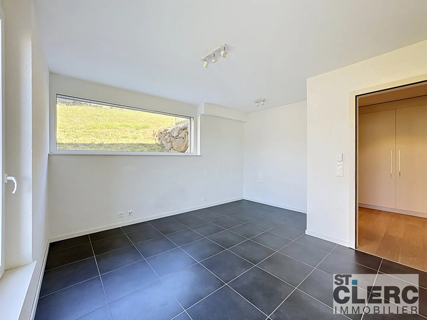Beautiful semi-detached house (B2) with 6.5 rooms and breathtaking views - Photo 8 of 13
