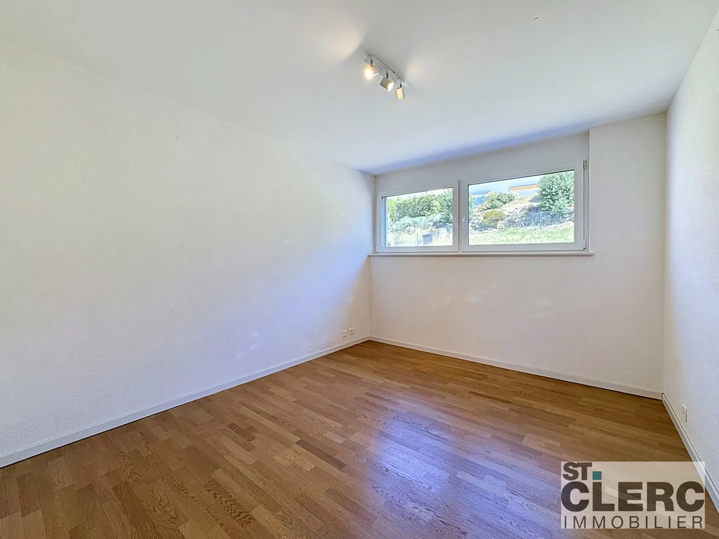 Beautiful semi-detached house (B2) with 6.5 rooms and breathtaking views - Photo 12 of 13