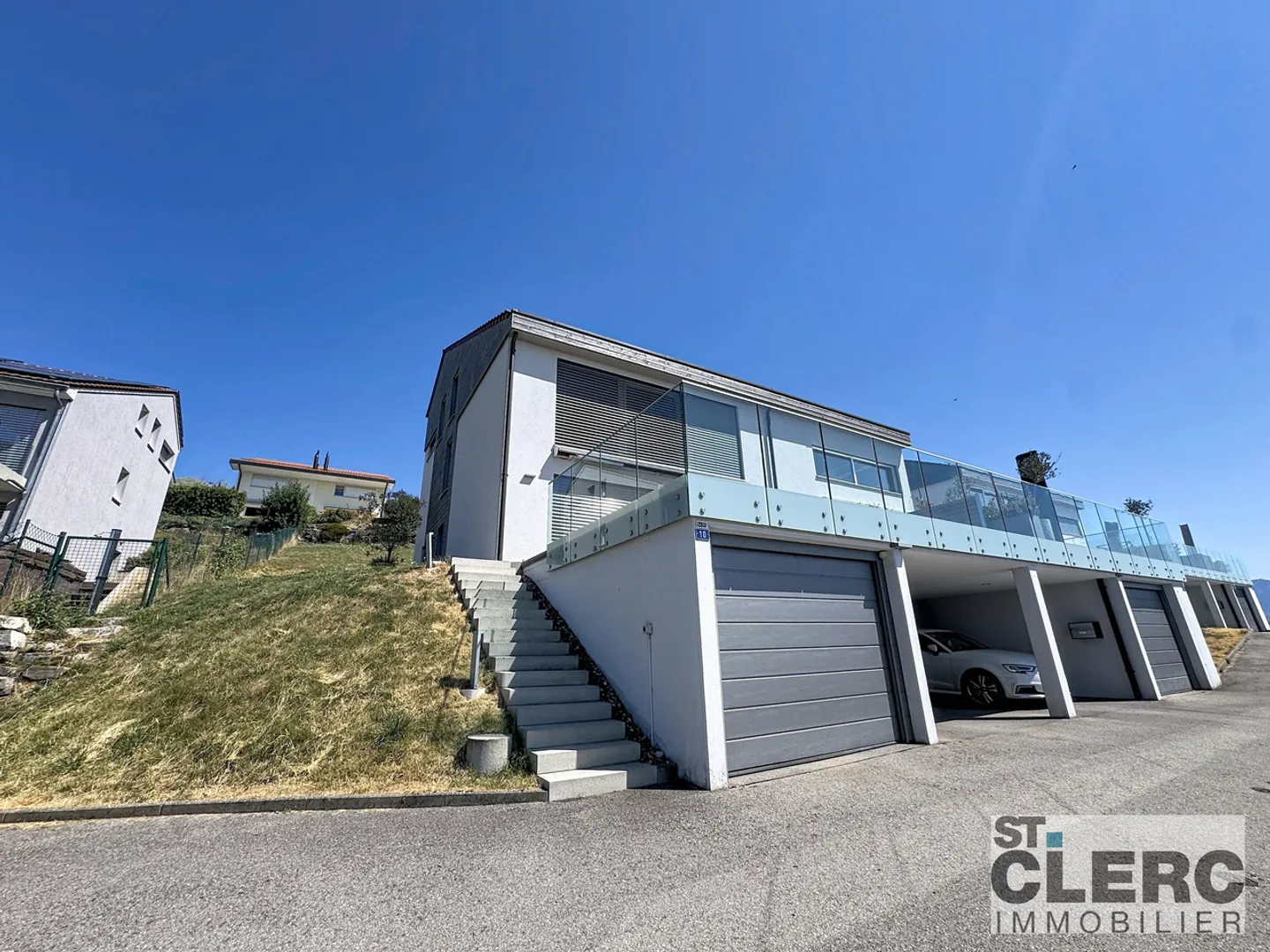 Beautiful semi-detached house (B2) with 6.5 rooms and breathtaking views - Photo 1 of 13