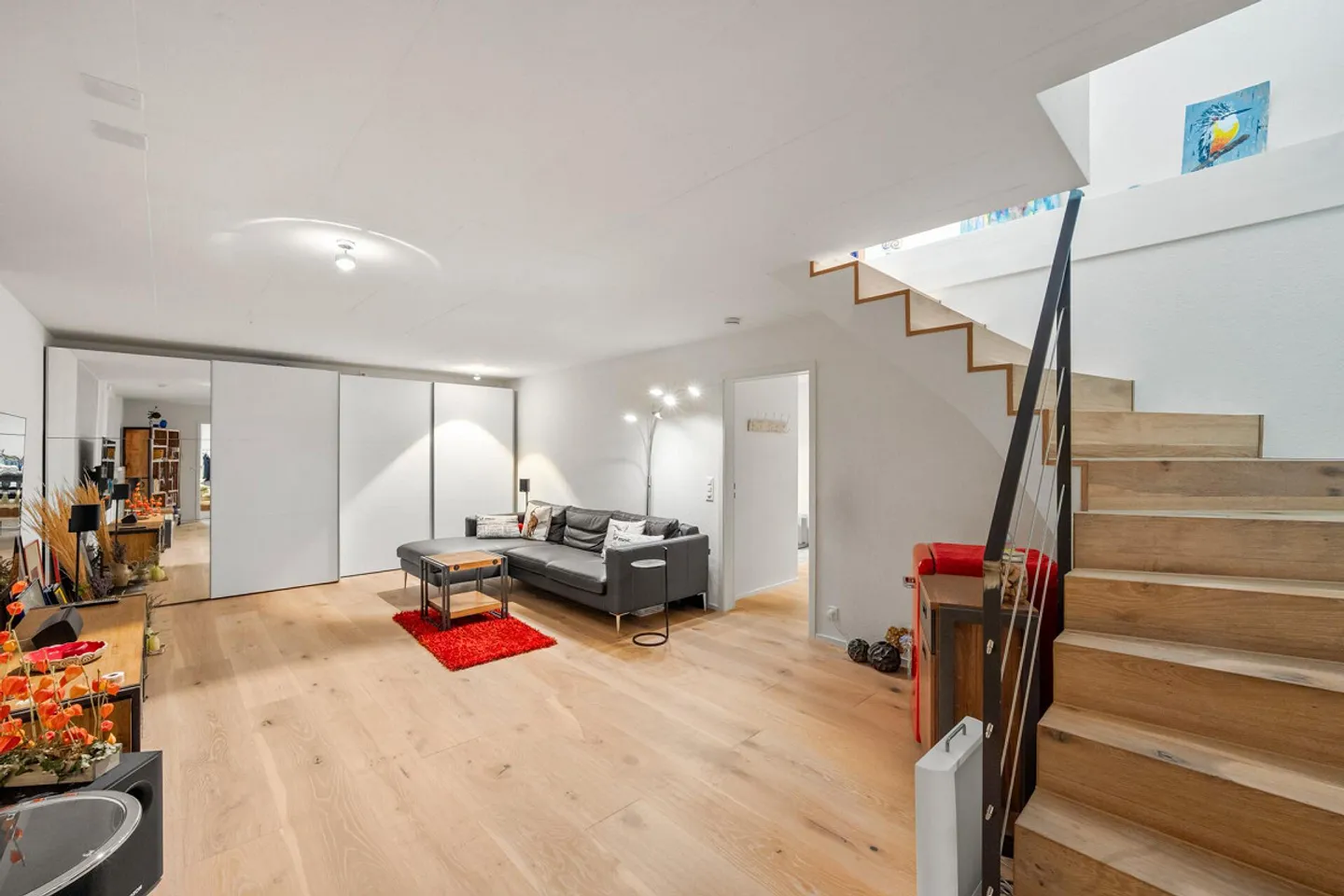 Idyllic and Exclusive: Detached House in the Green with Unobstructed Views - Photo 13 of 16