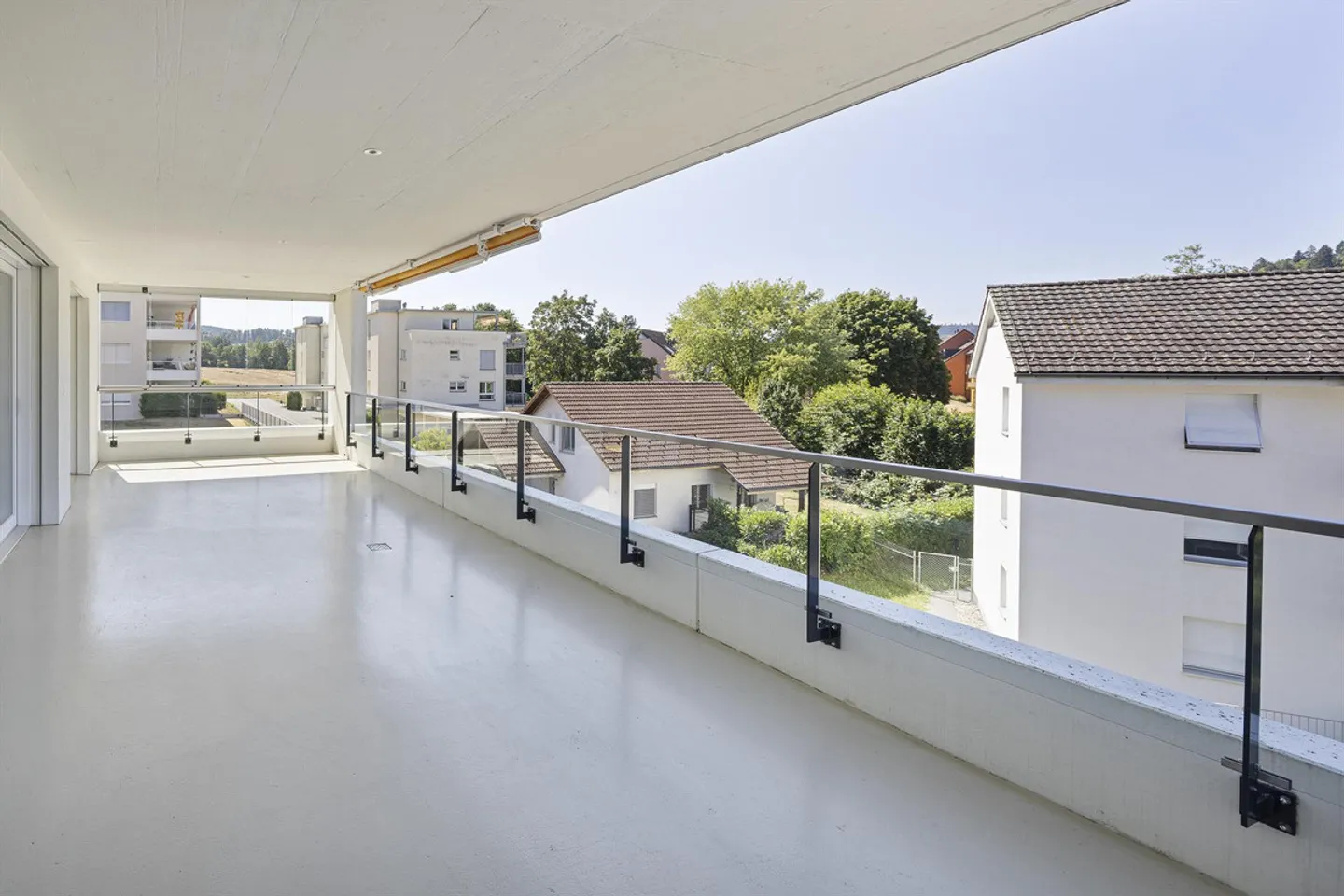 Moderne Wohnoase mit grosser Terrasse und viel Licht - Photo 11 of 13