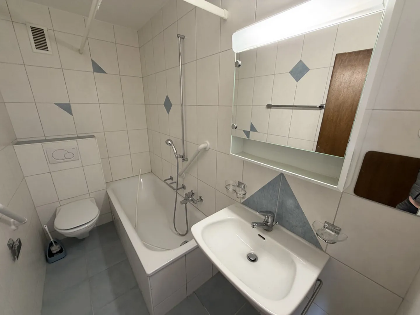 Appartement Charmant dans un Quartier Calme - Photo 9 sur 11