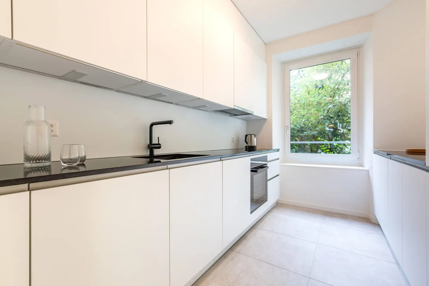 Appartamento elegante con 3,5 stanze per famiglie e gruppi nel cuore di Zurigo - Foto 15 di 40