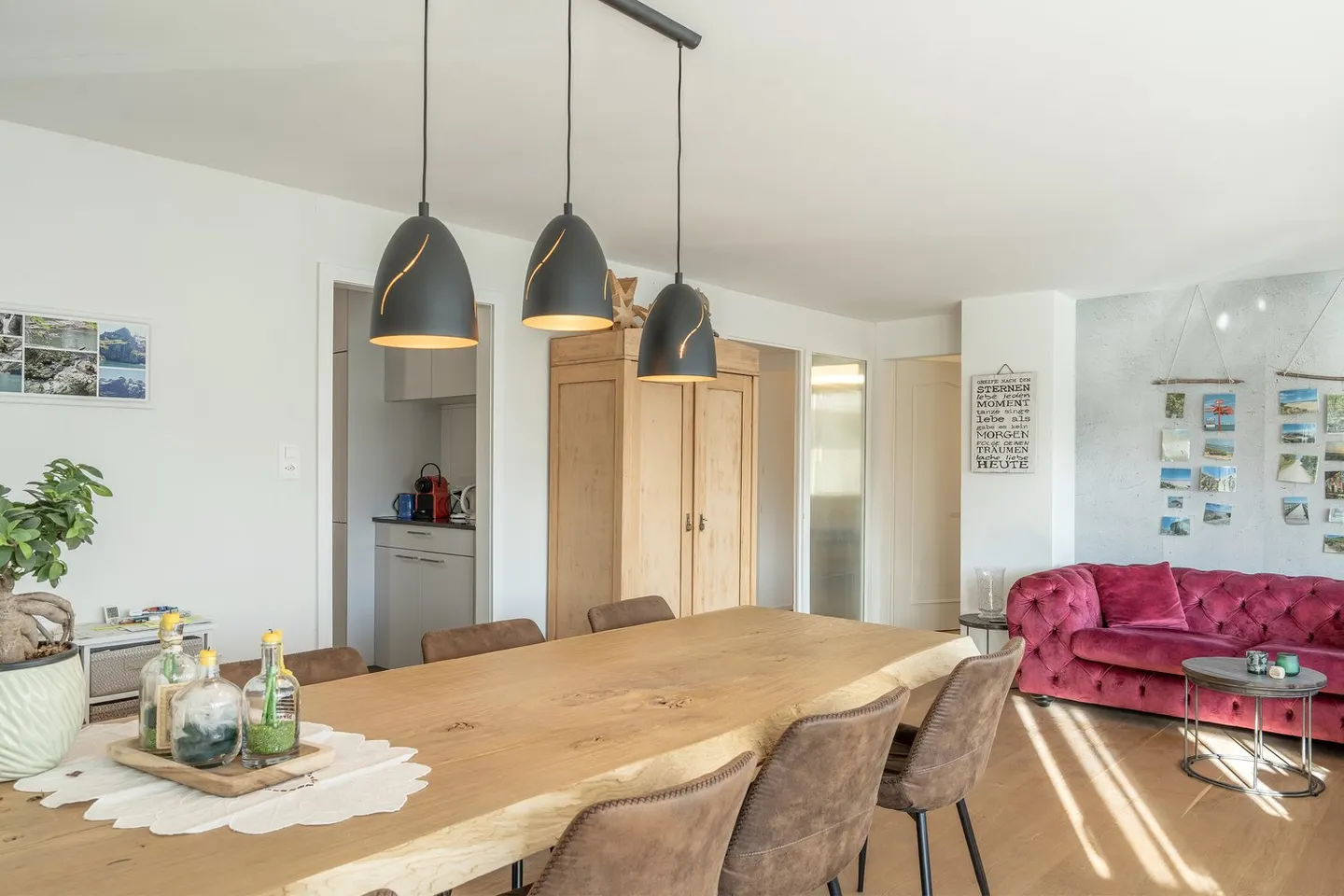 Charming 4.5-room apartment with balcony and garage in Etziken - Photo 7 of 16