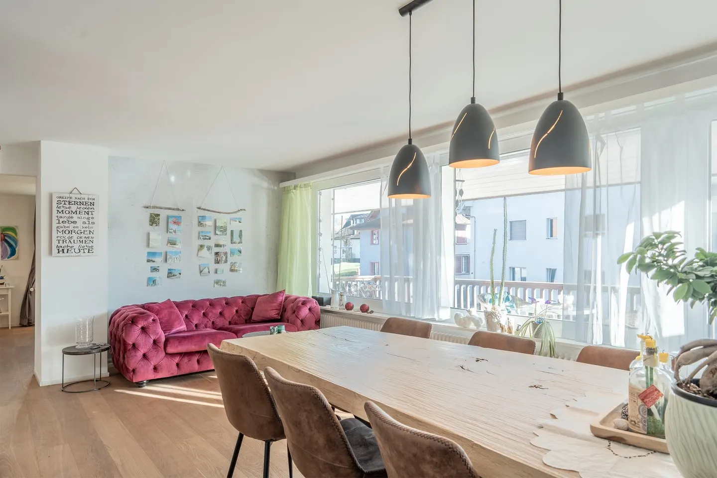 Charming 4.5-room apartment with balcony and garage in Etziken - Photo 9 of 16