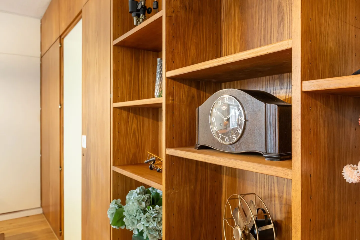 Appartamento elegante con 3,5 stanze per famiglie e gruppi nel cuore di Zurigo - Foto 38 di 40