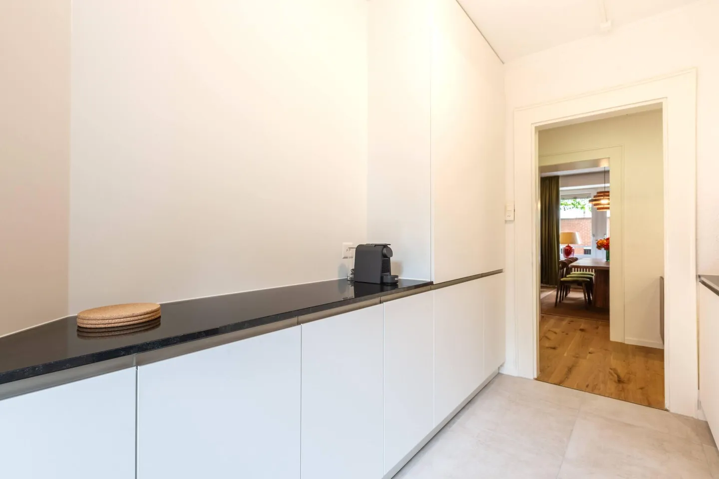 Appartamento elegante con 3,5 stanze per famiglie e gruppi nel cuore di Zurigo - Foto 39 di 40