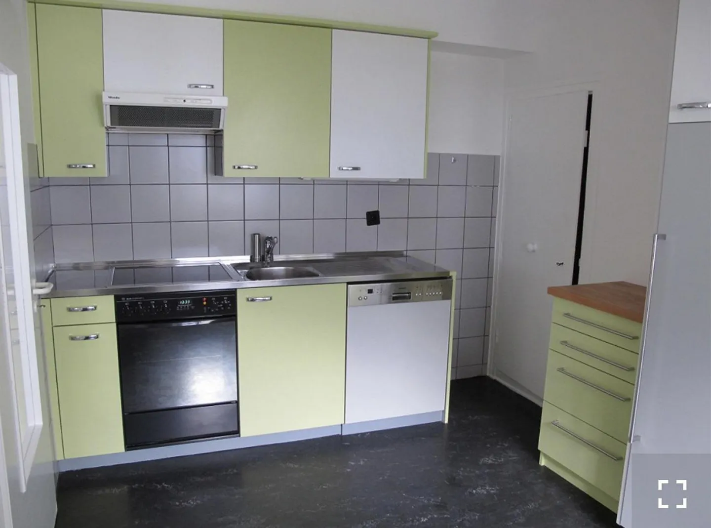 Looking for a new tenant for a 2.5-room old town apartment with additional room – 100 m² - Photo 10 of 12