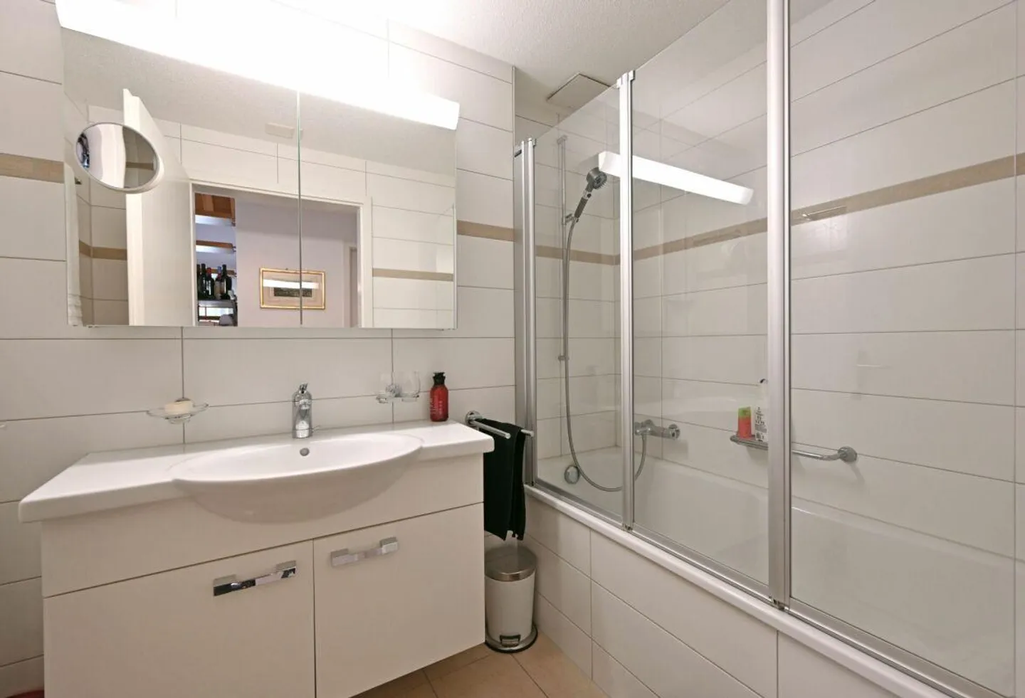 Charmante 3.5/4.5-Zimmer-Maisonettewohnung an Hanglange - Foto 9 von 14