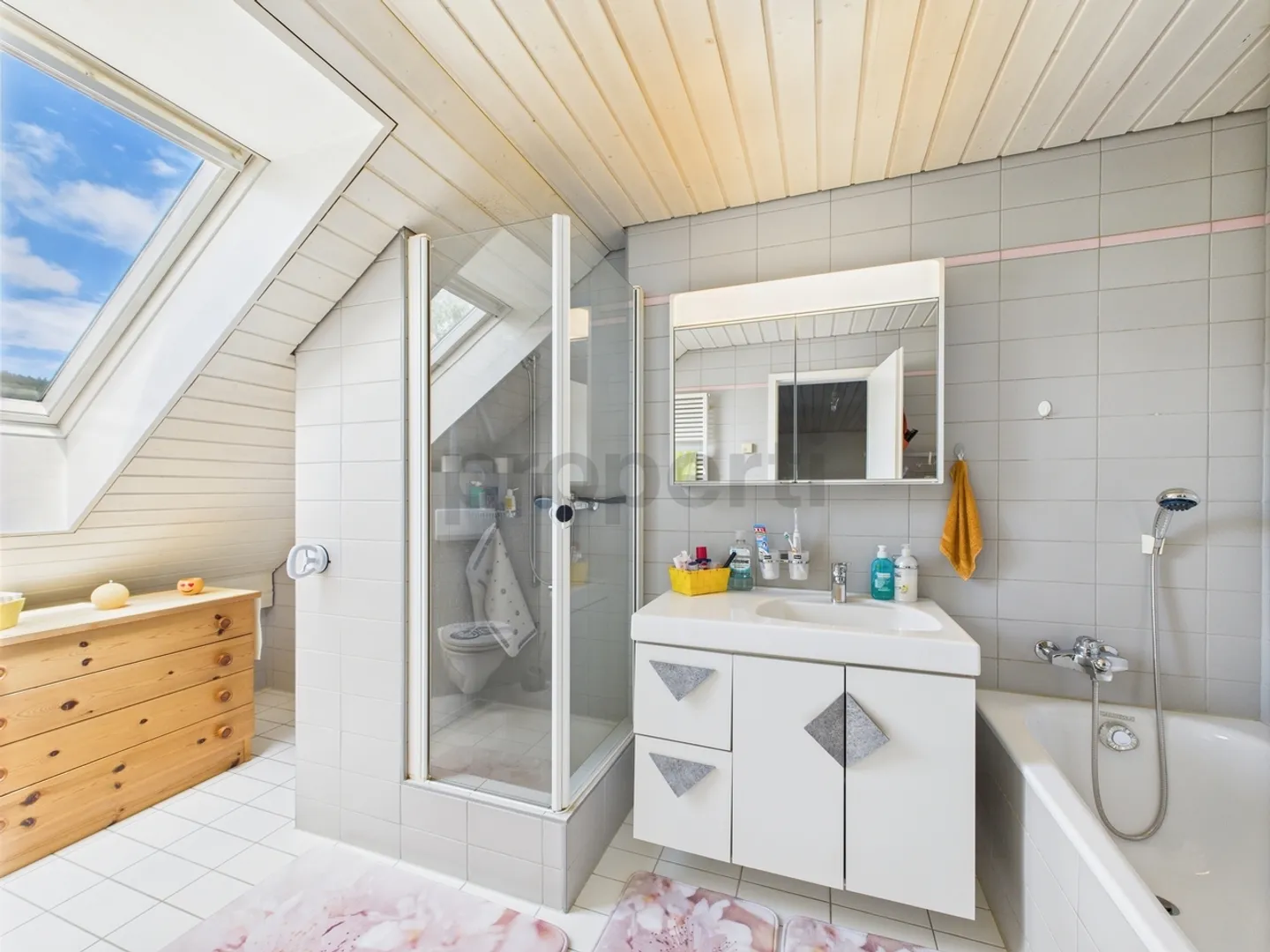 Charming 4.5-room apartment in Hüttwilen, TG - Photo 10 of 13