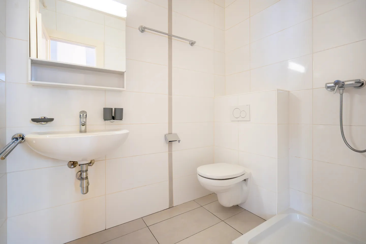 Charming Apartment in Lausanne - Photo 7 of 7