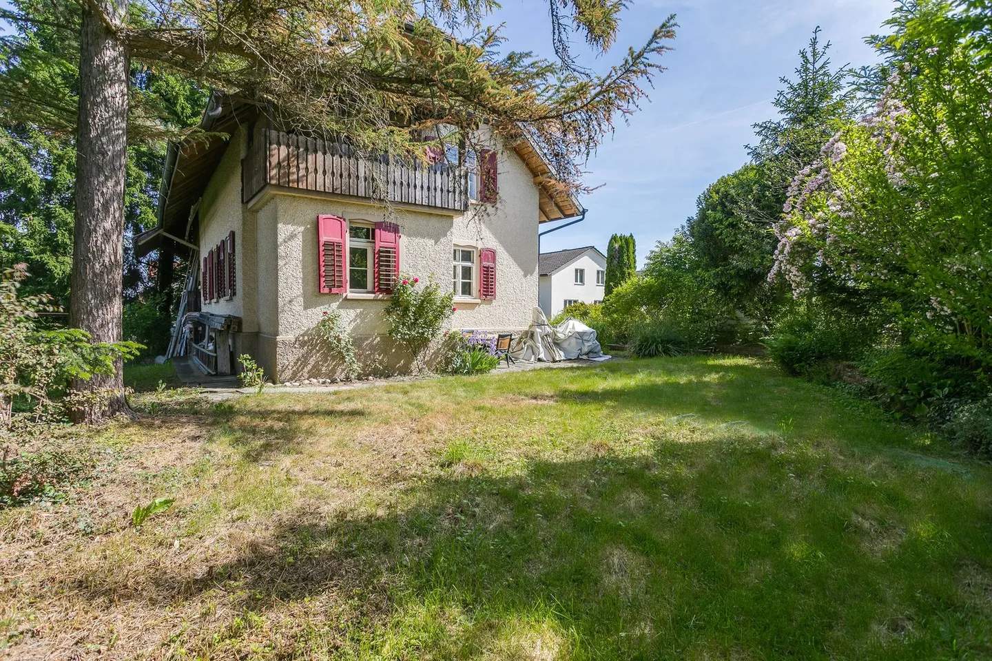 Maison résidentielle charmante avec beaucoup d'espace - Photo 2 sur 10